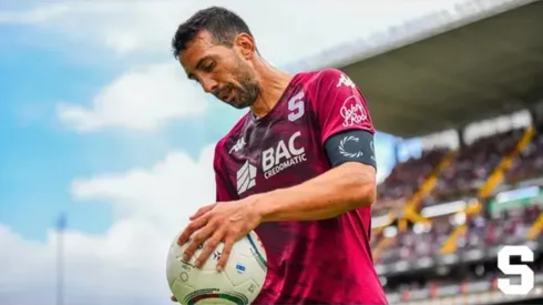 Mariano Torres con el Deportivo Saprissa