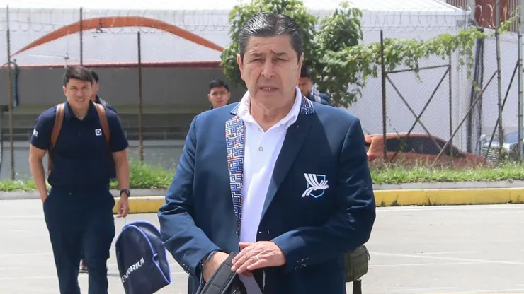 Tena hará cambios en el once de Guatemala