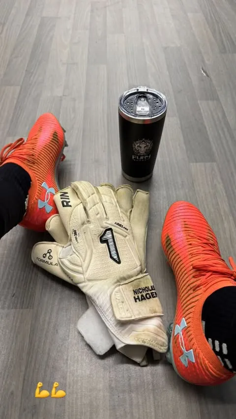 La reacción de Nicholas Hagen (Instagram).