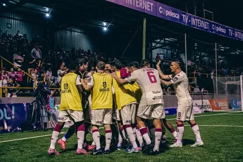 Saprissa vuelve a soñar (Deportivo Saprissa).