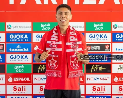 Martínez no juega en Albania (Instagram).