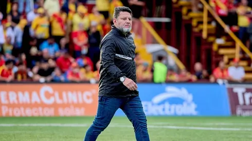 Jafet Soto recibe un duro revés con un fichaje. (Foto: La Nación)