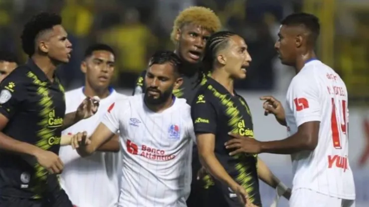 Olimpia vs. Real España, por el Clásico de Honduras en el Torneo Apertura 2025.