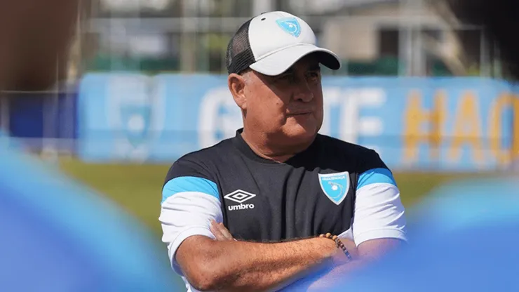 El entrenador uruguayo falló en otro de sus objetivos