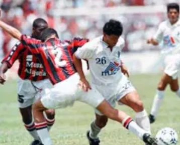 Una lesión crónica truncó la carrera de Francisco Acuña (La Nación).