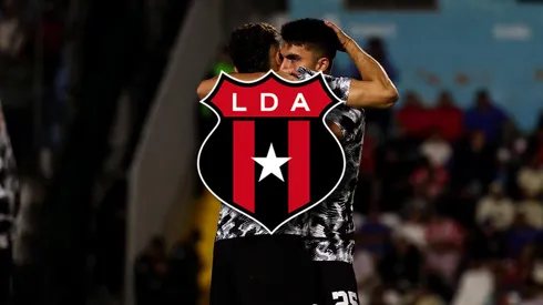 Jugador de Alajuelense vivió un duro momento. (Foto: LDA)