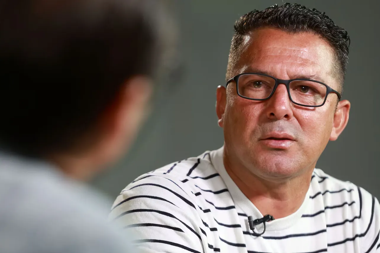 Alexander Castro repasó su carrera en entrevista con La Teja (La Teja).