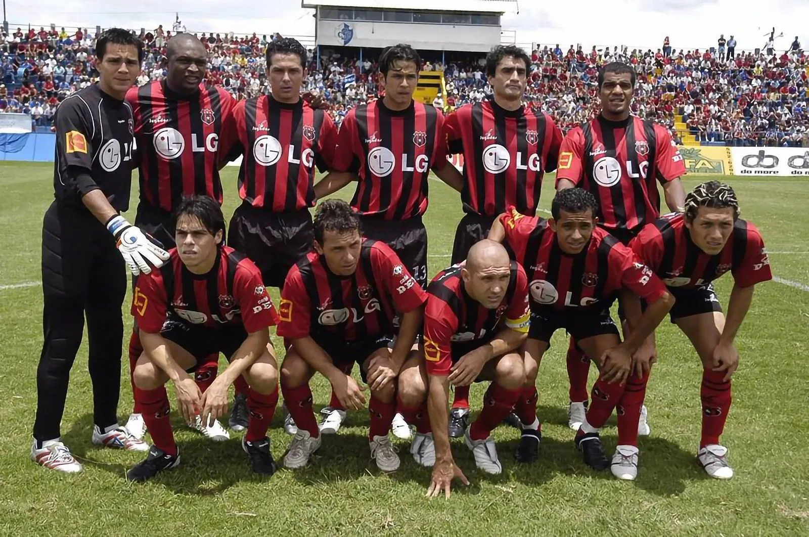 Alexander Castro formó parte deuna era gloriosa de Alajuelense (Facebook).