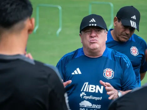 Futbolista de la Sele respalda al Piojo Herrera