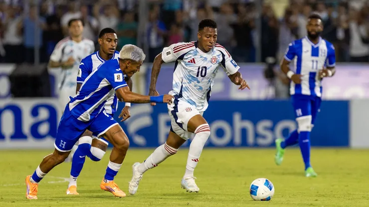 Los jugadores de Honduras y Costa Rica que deben cuidarse para jugar la última fecha