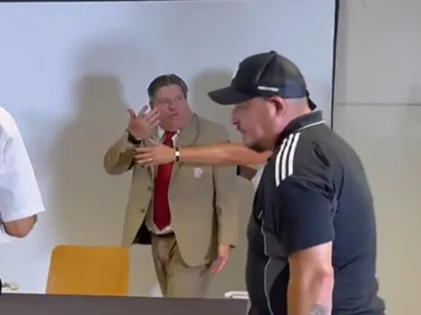 Violenta reacción del Piojo Herrera que indigna a Costa Rica