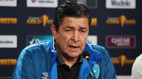 Luis Fernando Tena habló de su continuidad en Guatemala, pese a la eliminación del Mundial 2026.