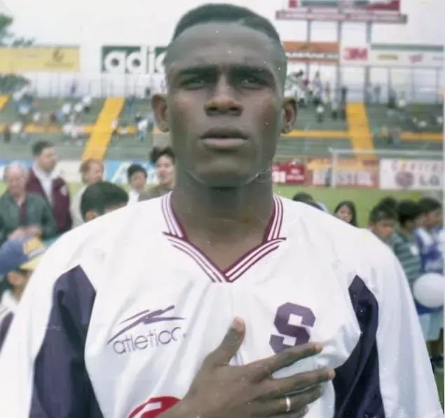 Rayner Robinson jugó en Saprissa a principios de los años 2000 (Sensación Deportiva).