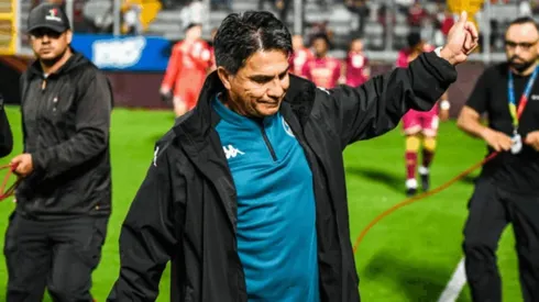 Vladimir Quesada tiene claro quien es el mejor. (Foto: Saprissa)