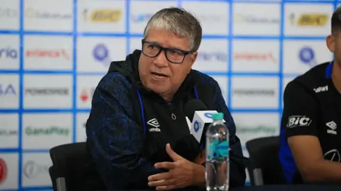 Los salvadoreños se preparan para cambios