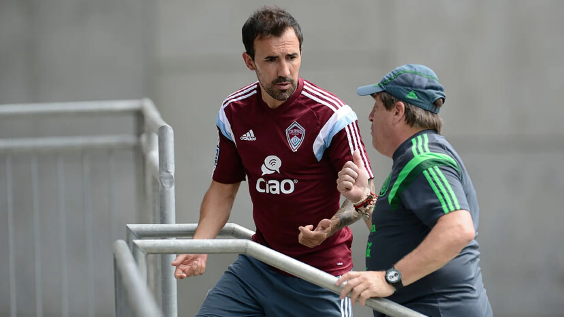 Vicente Sánchez le ganaría la pulseada a Miguel Herrera. (Foto: ESPN)