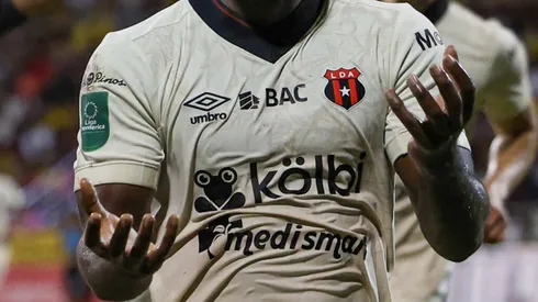 Un ex Alajuelense podría dejarlos sin la Super Final. (Foto: LDA)