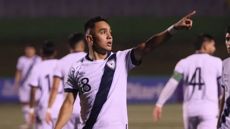 Una noticia en Guatemala podría cambiar el futuro de Óscar Santis.