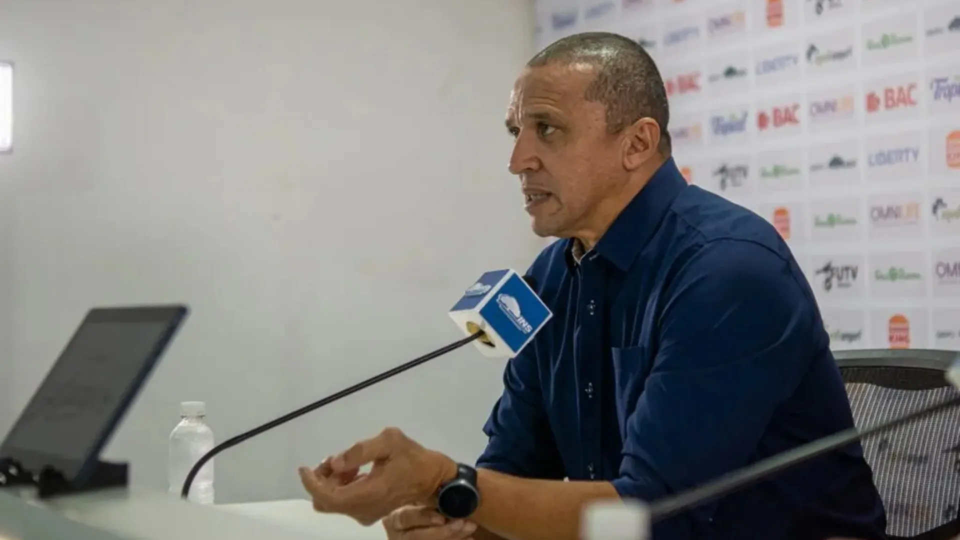 Erick Lonnis ya calienta las semifinales del Apertura 2025.