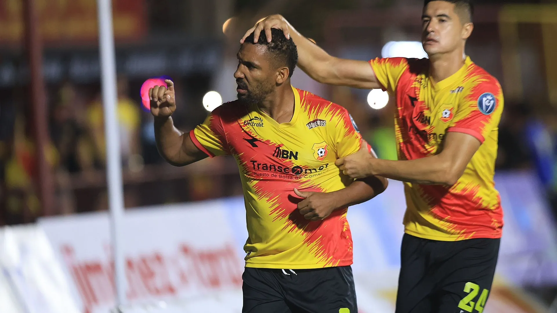 Marcel Hernández renovó con Herediano.