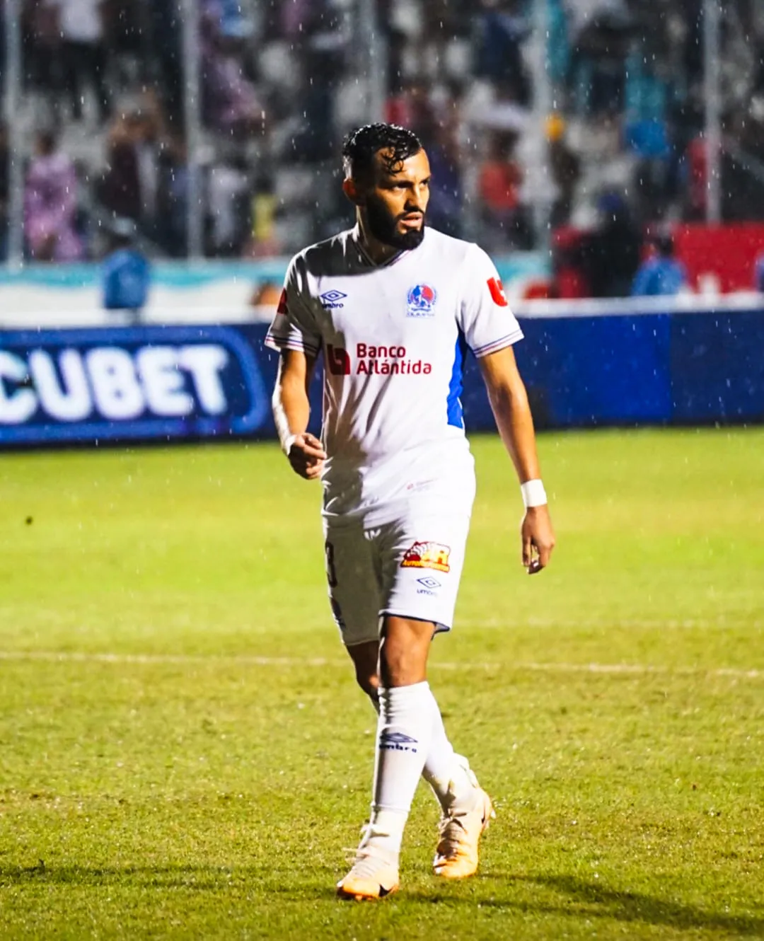 Jorge Álvarez interesa en Alajuelense (CD Olimpia).