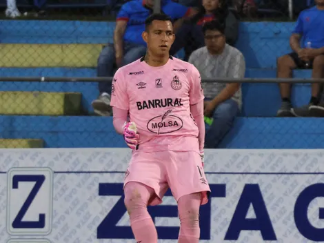 La misteriosa lesión de Kenderson Navarro que lo ha dejado fuera de la fase final del Apertura 2025 con Municipal