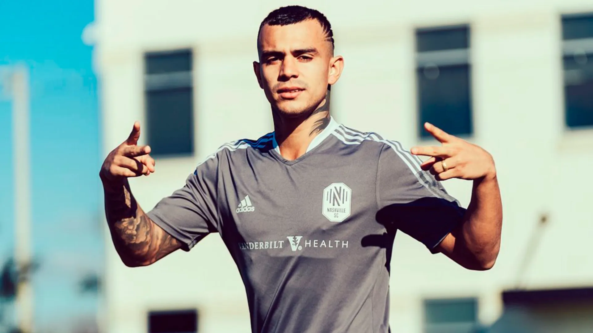 Randall Leal es buscado por Herediano.