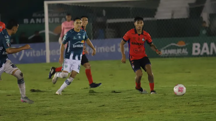 Todos los detalles de Antigua vs. Municipal