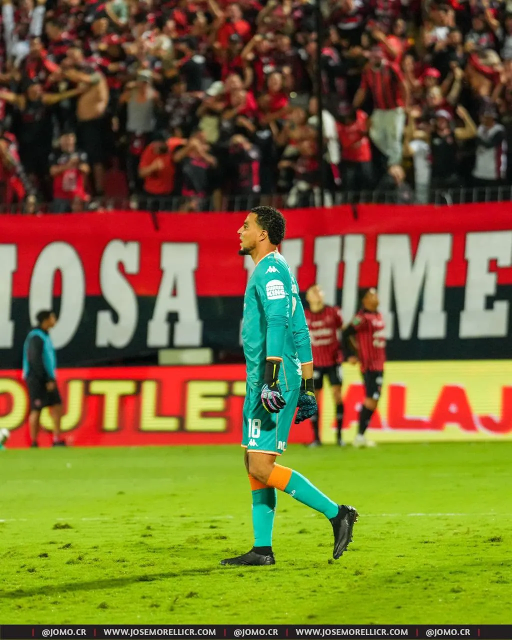 ¿Esteban Alvarado podría salir de Tibás? (José Morelli).