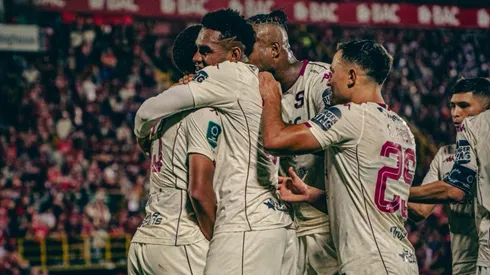 Saprissa hace fuerte apuesta.