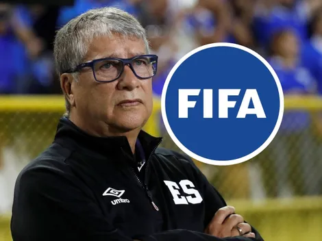 La FIFA no perdona: El Salvador sufre noticia que castiga al Bolillo Gómez