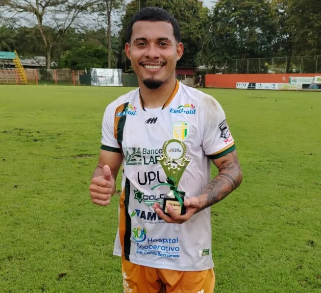 Randy Vega en el Inter San Carlos.