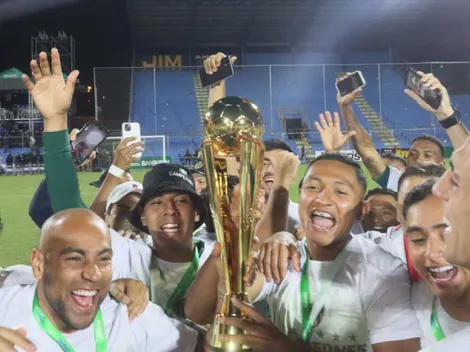 Antigua GFC tuvo que levantar la copa de una manera inesperada tras ganarle a Municipal en la final