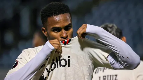 Kenyel Michel le envía un mensaje a los morados.