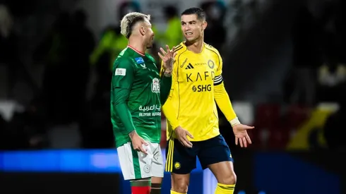 El defensor tico habló por varios minutos.