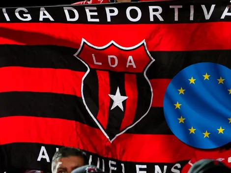 Alajuelense va por un delantero que es figura en Europa