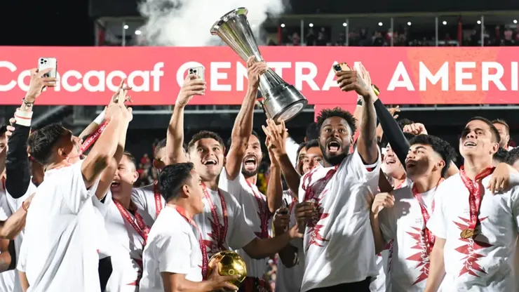 Ex Alajuelense dirigirá a un club tico.