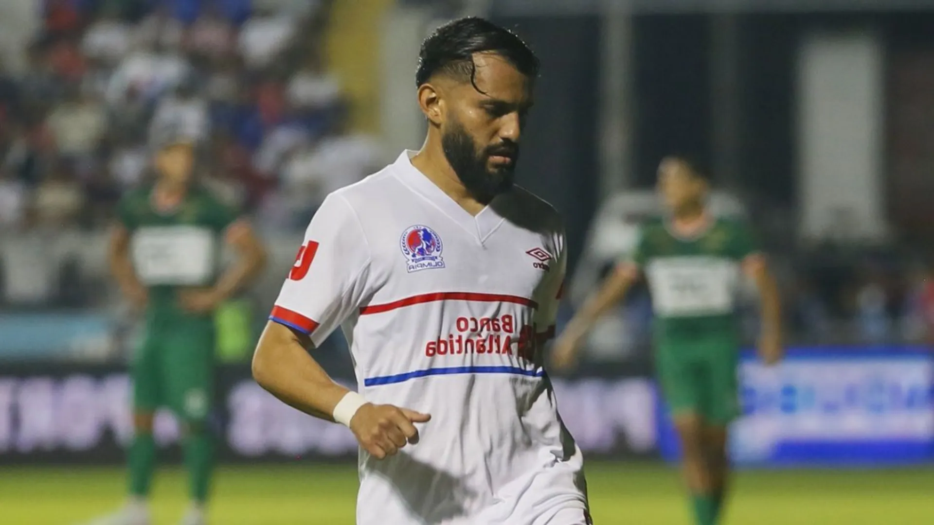 Jorge Álvarez, en acción durante la final ante Marathón. (Foto: Olimpia)
