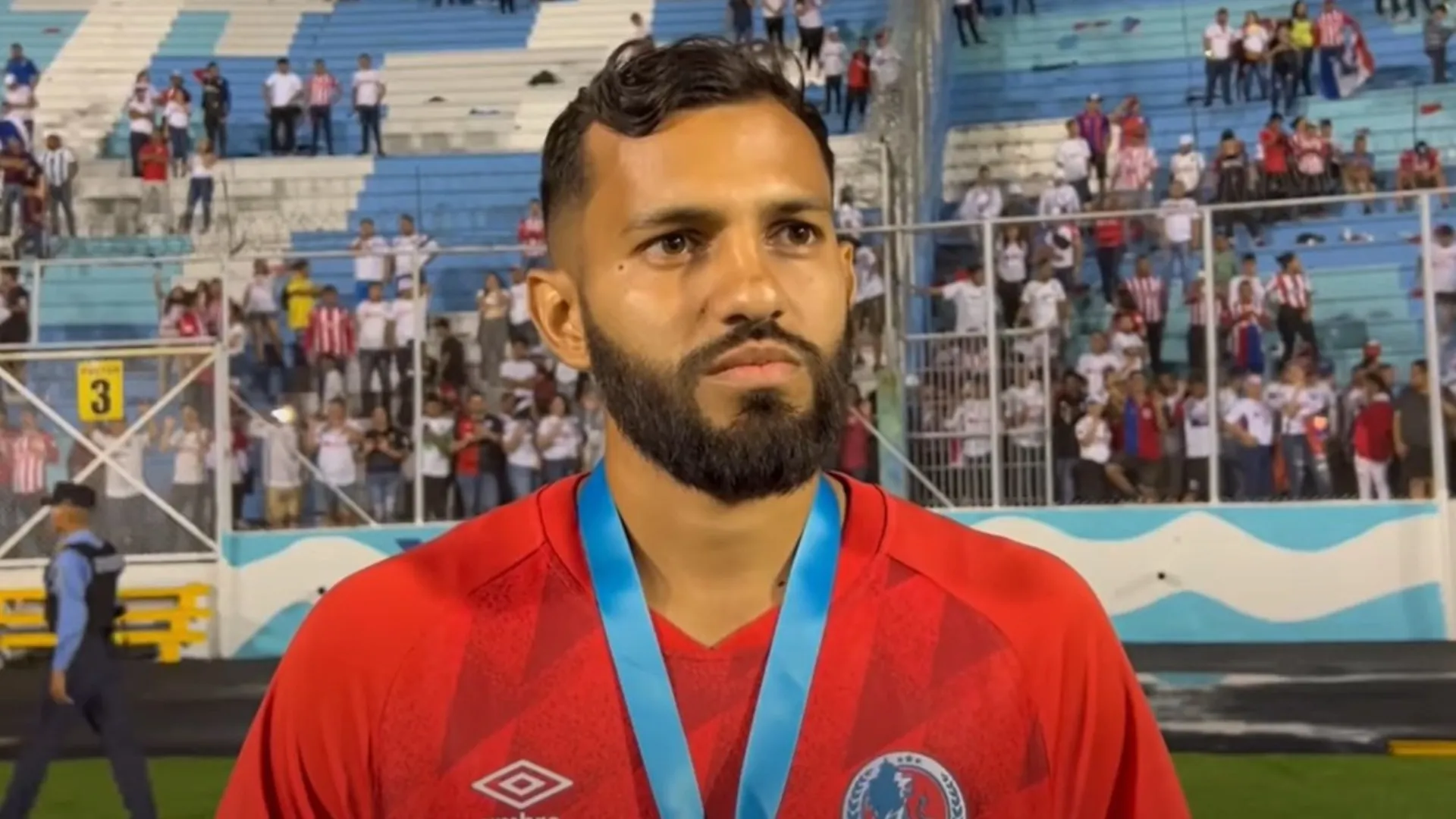 Jorge Álvarez continuará en Olimpia.