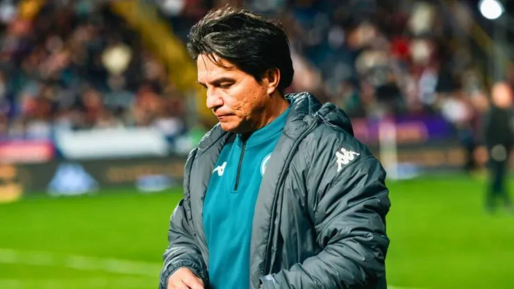 Vladimir Quesada se complicó.
