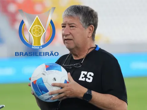 Bolillo Gómez celebra el salto de una de las jóvenes promesas de la Selección de El Salvador