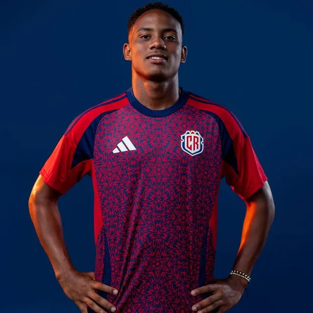 Marcus Brown se destaca en La Sele Sub-17 (Instagram).