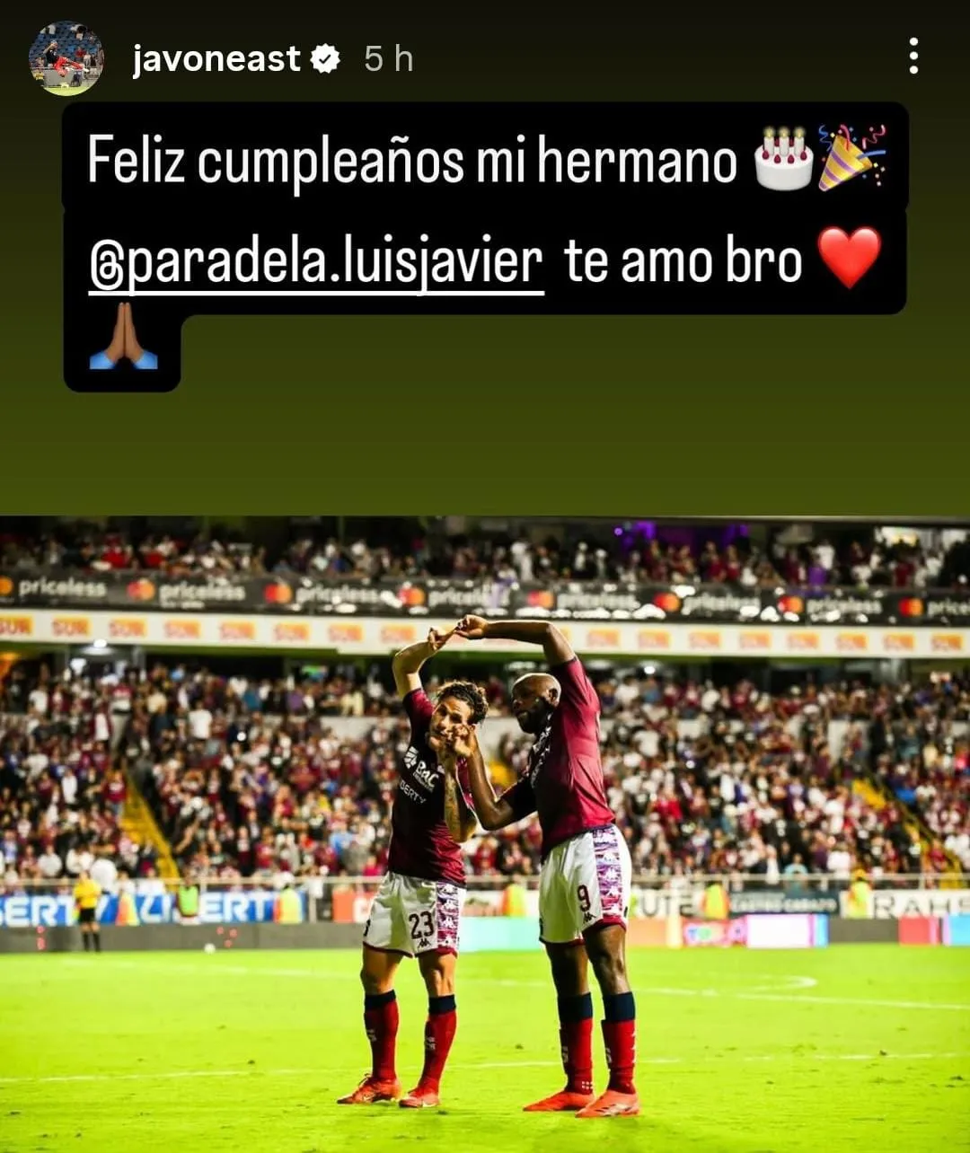 Javon East felicitando a Luis Paradela por su cumpleaños en sus redes