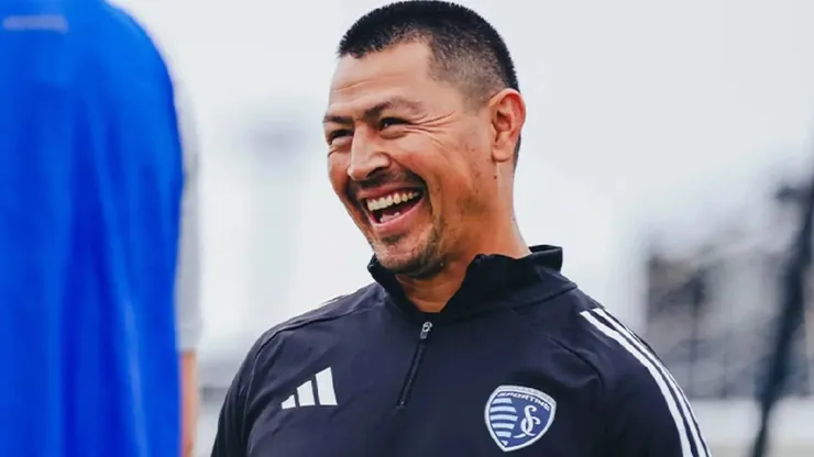 Roger Espinoza durante un entrenamiento con el Kansas City de la MLS.