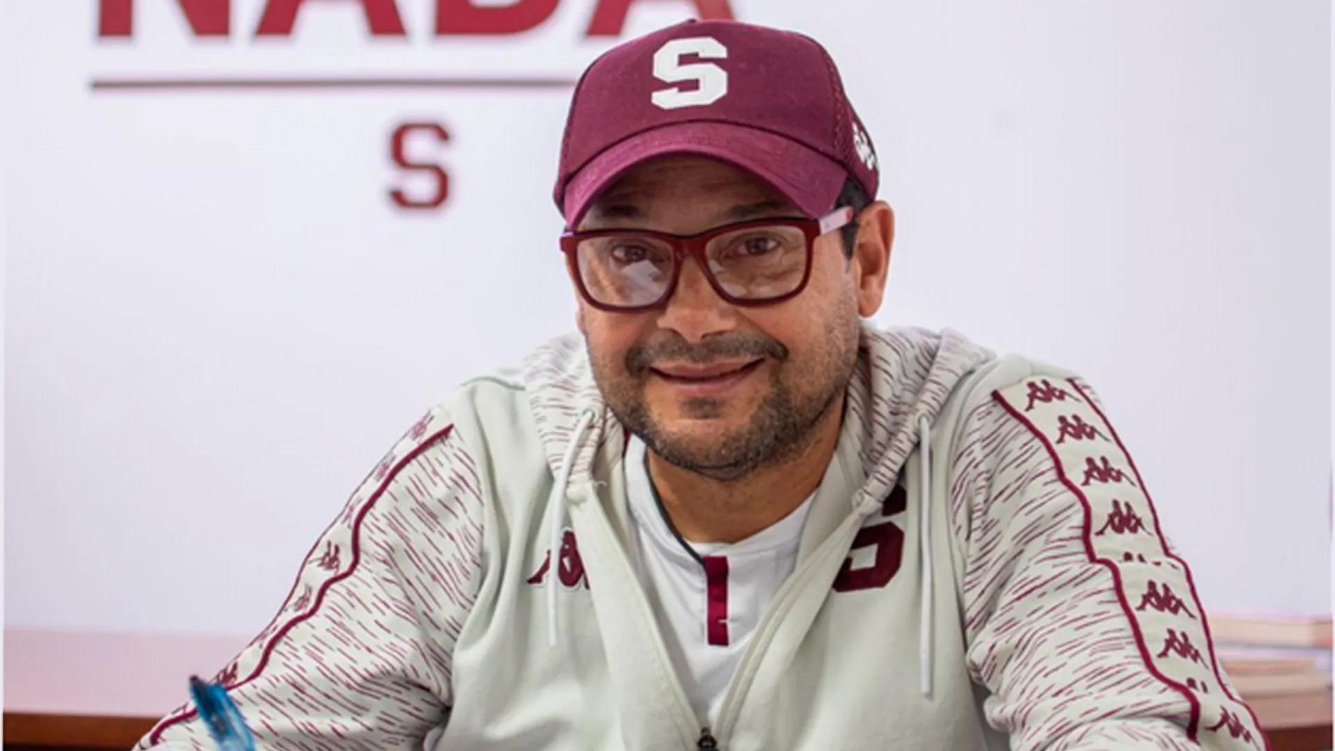 Jeaustin Campos arregló todo con Saprissa.