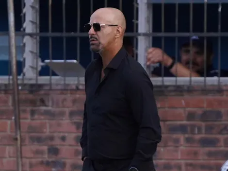 El inesperado gesto del Fantasma Figueroa luego de debutar con victoria al mando de Comunicaciones