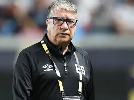 El Bolillo Gómez anuncia convocatoria de El Salvador con la ausencia de uno de los referentes