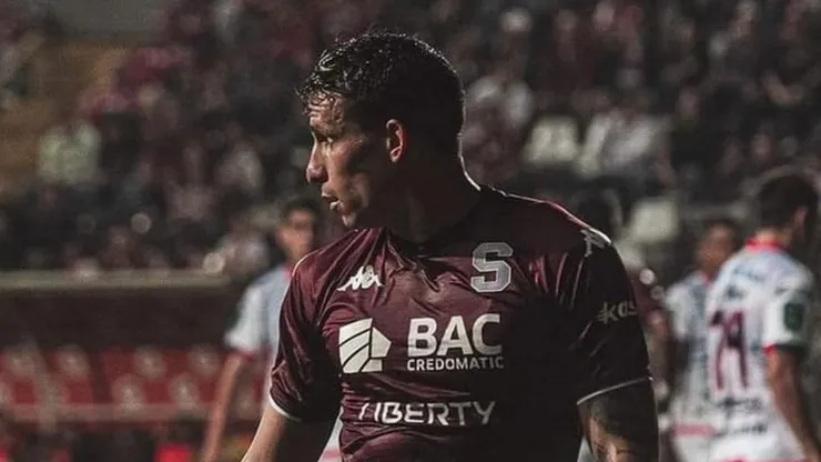 Luis Paradela volvió a jugar en Saprissa.