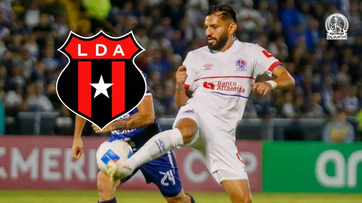 Jorge Álvarez durante un encuentro de la Liga Concacaf en 2025.