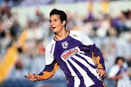 Un joven Celso Borges defendiendo el uniforme de Saprissa (X).